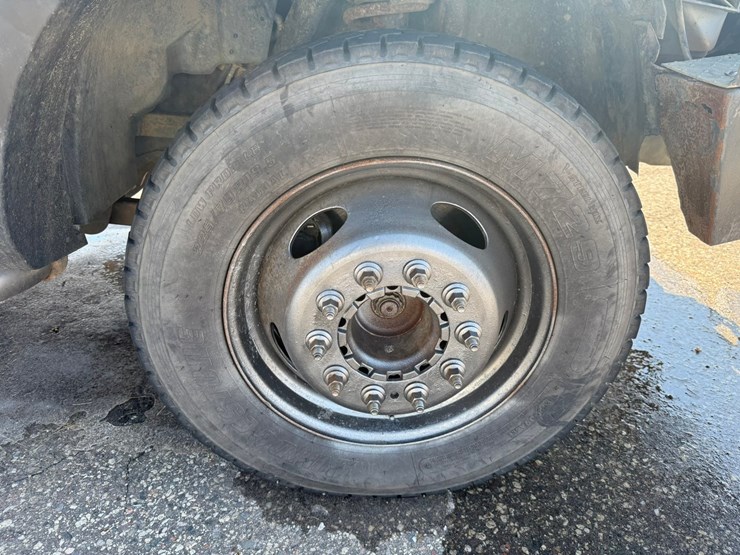 #2049-•-2015-ram-5500-heavy-duty-service-truck-image-50