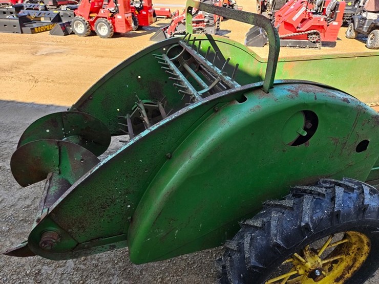 john-deere-7-image-17