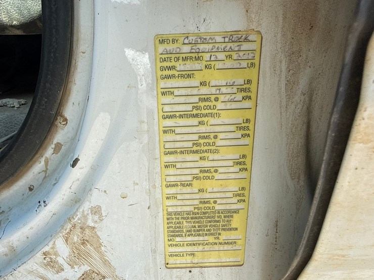 #1065-•-2013-ram-5500-heavy-duty-service-truck-image-47