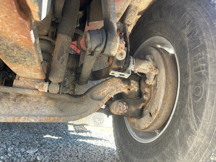 2006-international-7400-image-33