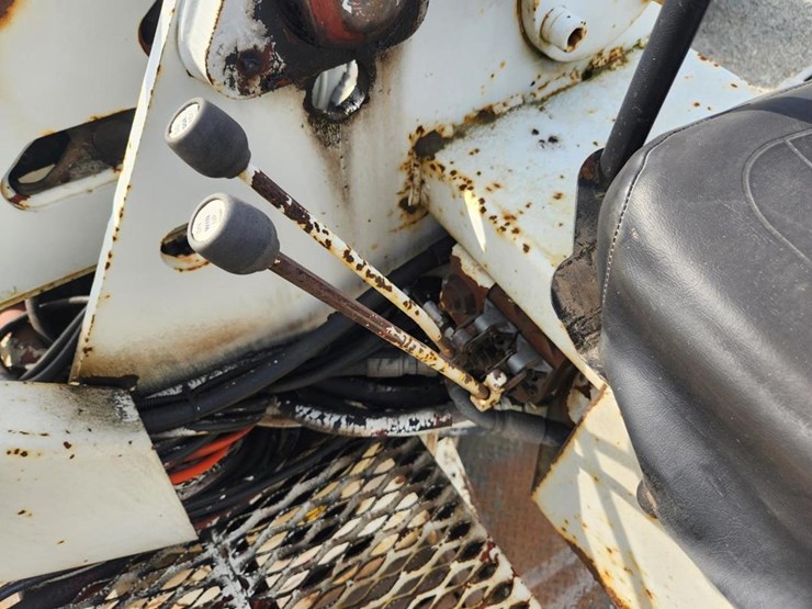 2003-international-durastar-4300-image-34