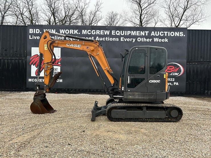 2019-case-cx60c-image-1