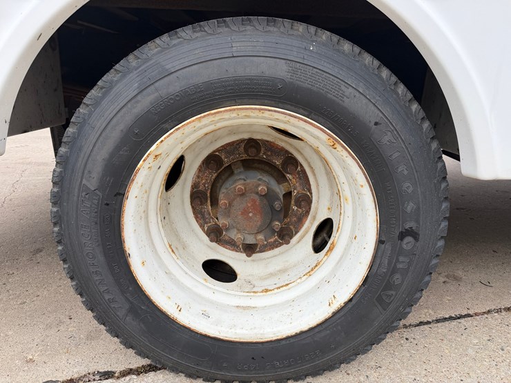 #1048-•-2009-gmc-c5500-specialty-service-truck-image-55