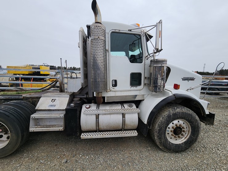 2006-kenworth-t800-image-13