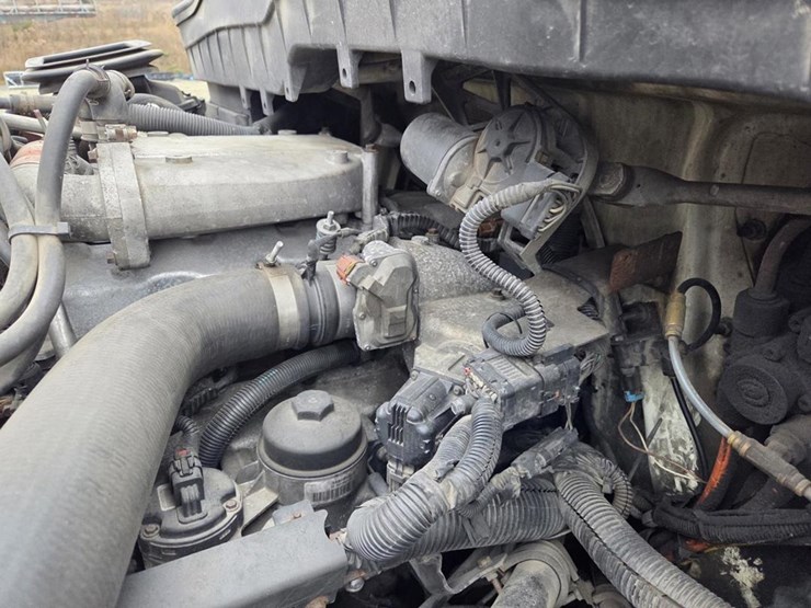 2013-international-durastar-4300-image-64