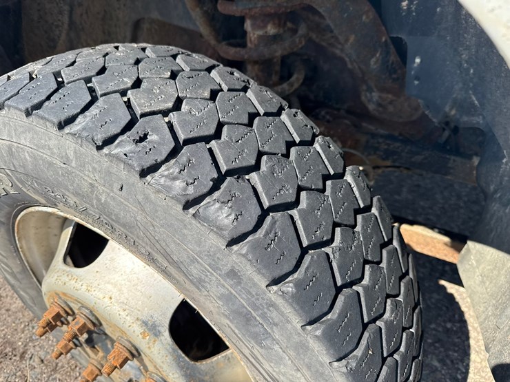 #1065-•-2013-ram-5500-heavy-duty-service-truck-image-45