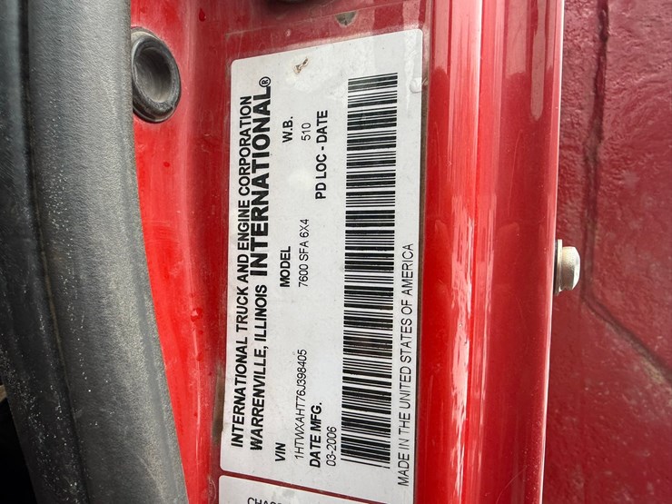 #1052-•-2007-international-7600sfa-tri-axle-dump-truck-image-75