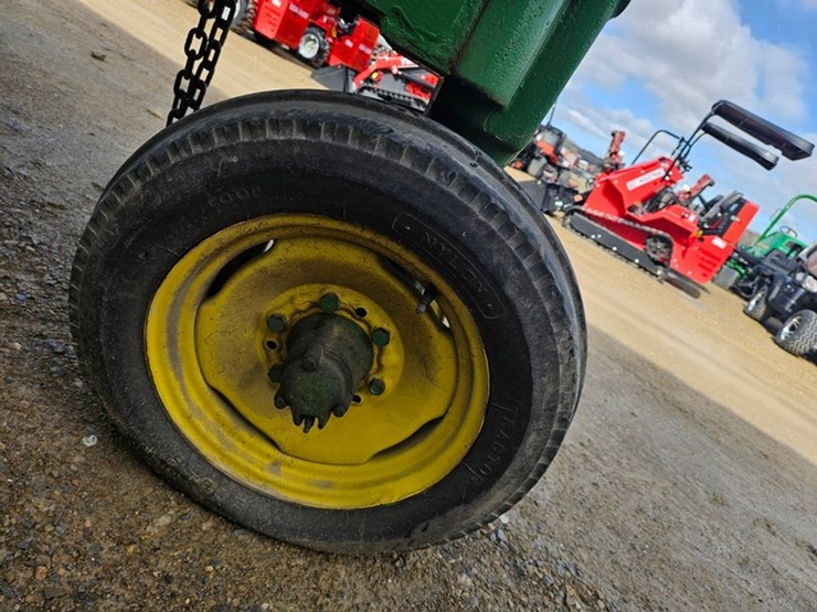 john-deere-model-b-image-46