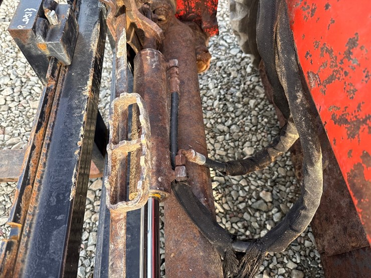 kubota-ssv65-image-16