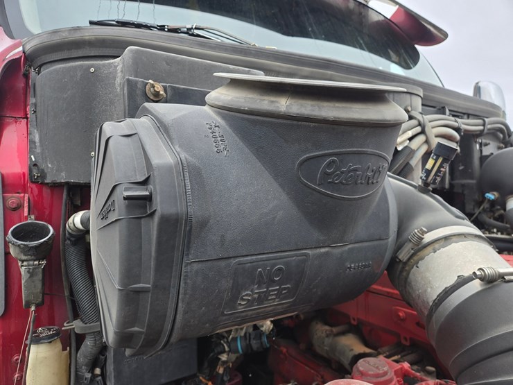 2007-peterbilt-387-image-71