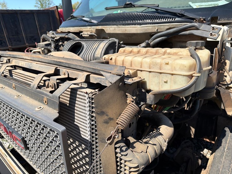 2003-caterpillar-c7-image-29