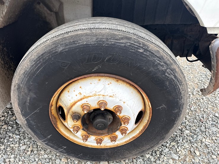 2002-international-4300-sba-image-55