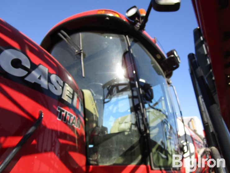 2012-case-ih-3530-floater-sprayer-image-10