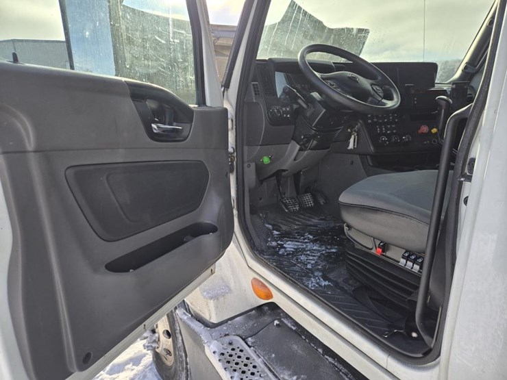 2019-international-lt-image-58