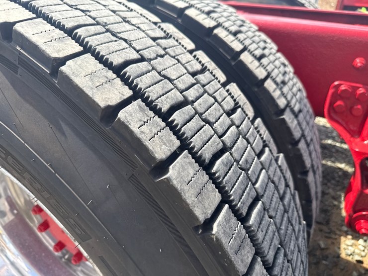 2005-kenworth-t800-image-79