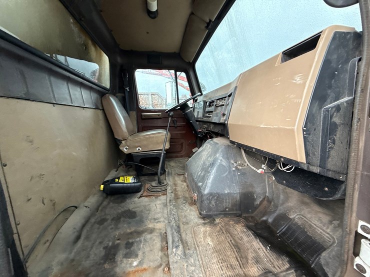 1990-international-4900-image-67