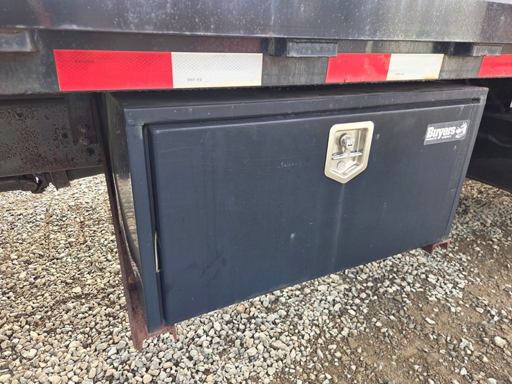 2000-ford-f650-image-24