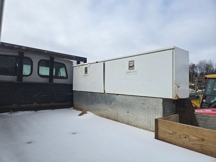 2001-massey-ferguson-8-image-26