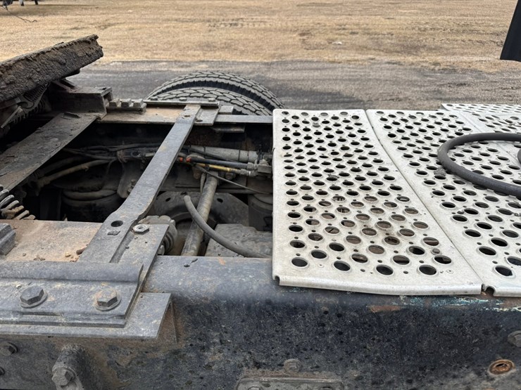 1995-kenworth-t600-image-30