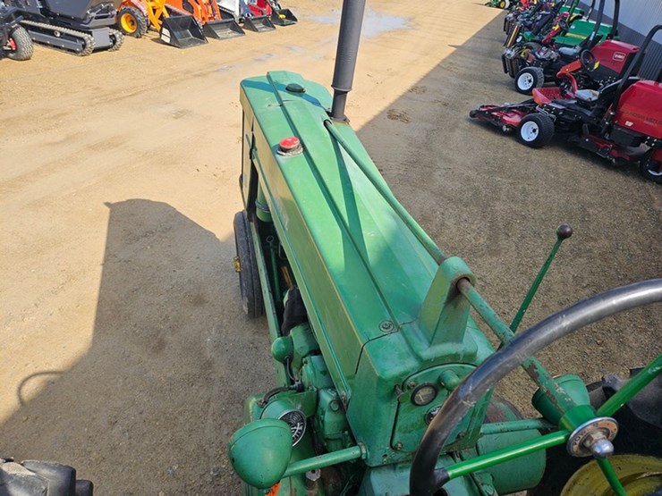 john-deere-50-image-34