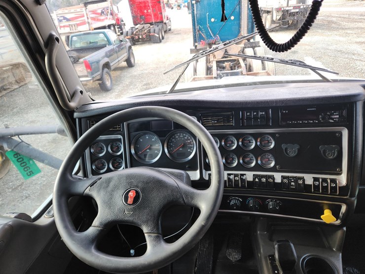 2016-kenworth-t400-image-70