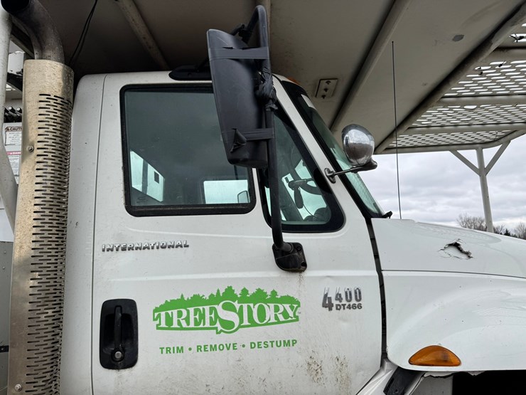 2007-international-durastar-4400-image-19