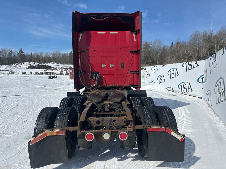 2012-international-prostar-image-4