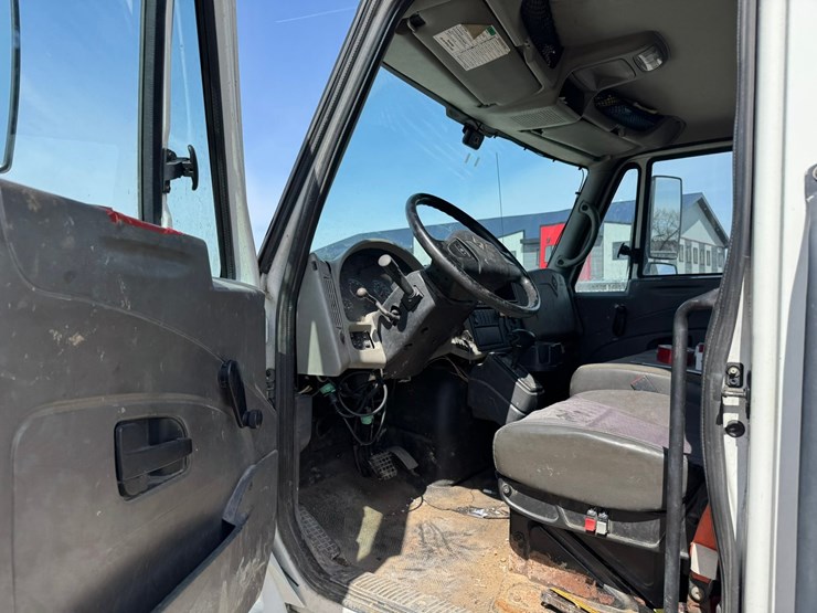 2010-international-4300-sba-image-30