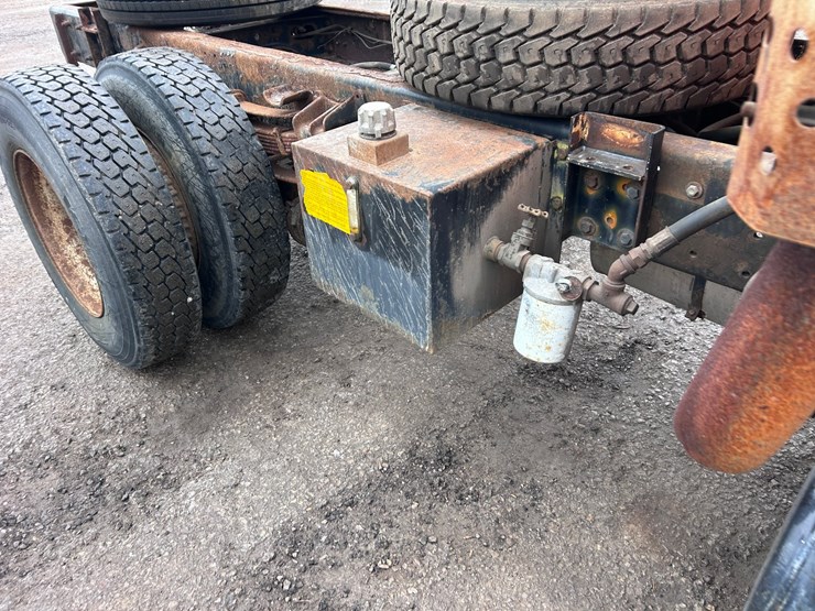 1992-international-4900-image-19