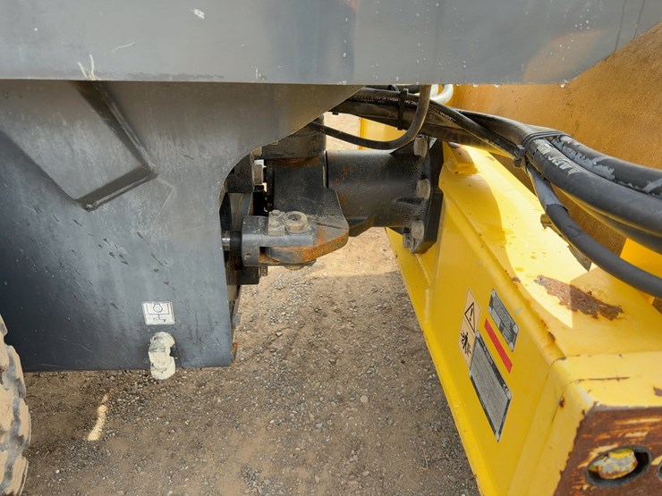 2016-bomag-bw124dh-40-image-11