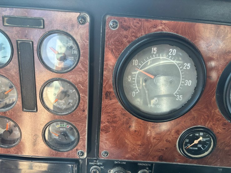 1994-international-9400-image-47