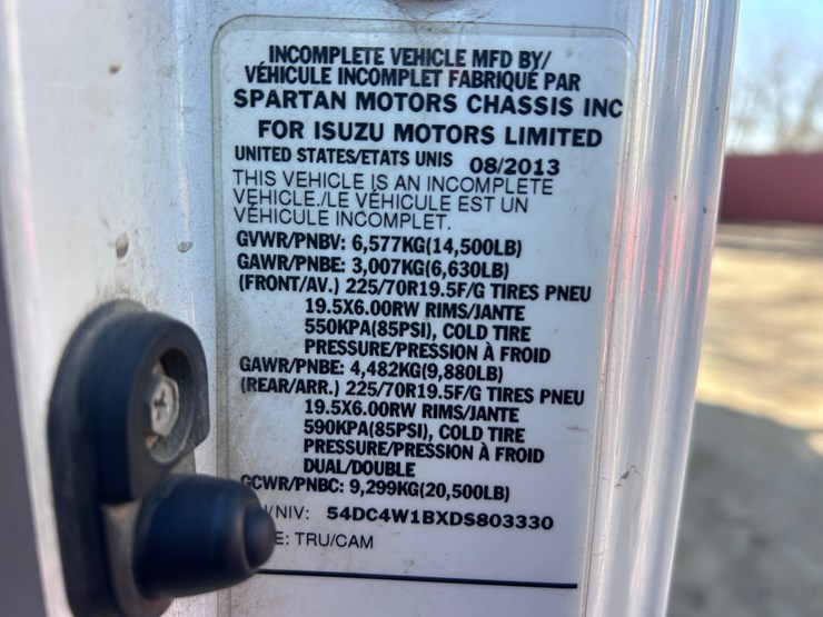 2013-isuzu-npr-image-75