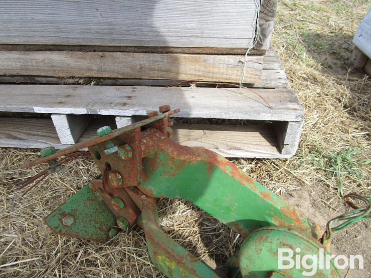 john-deere-7000-image-15