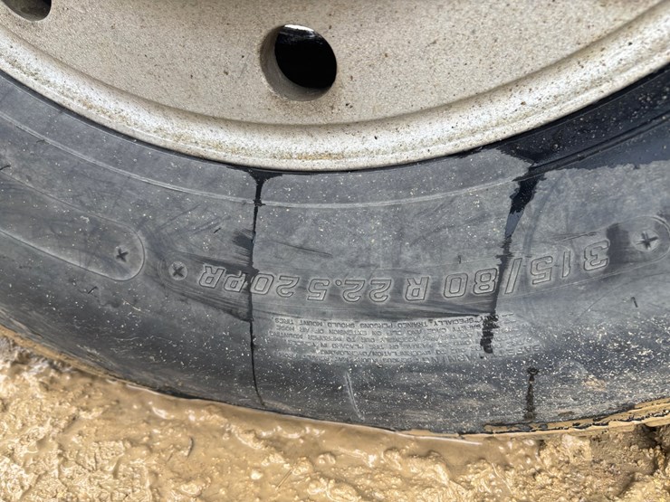 1997-ford-lt8000-image-90