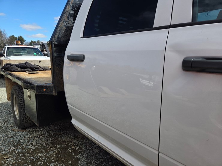 2019-dodge-3500hd-image-15