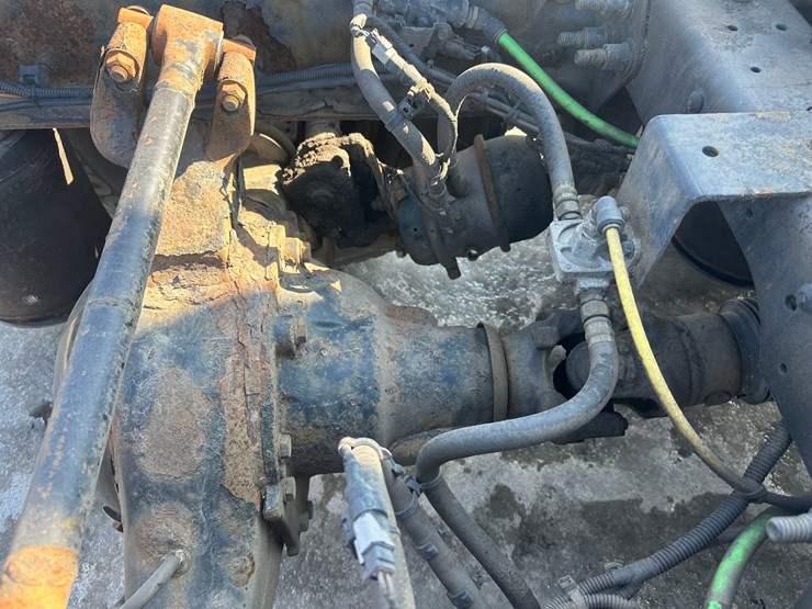 2017-international-lt-image-70