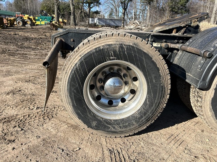 2020-kenworth-t880-image-79