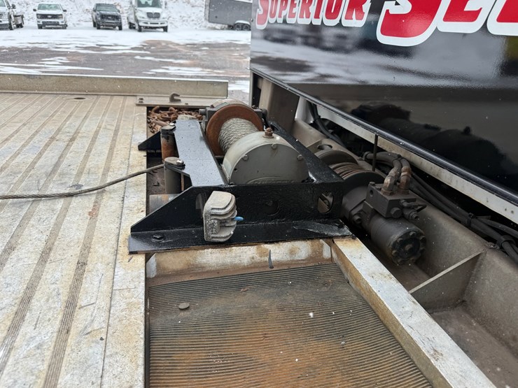 2018-ford-f650-image-28