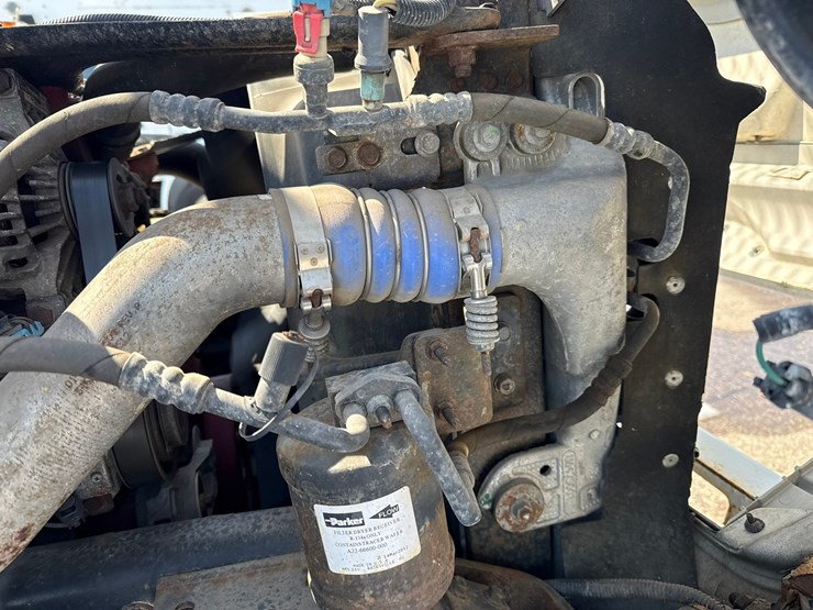 #1070-•-2012-freightliner-boom/crane-truck-image-17