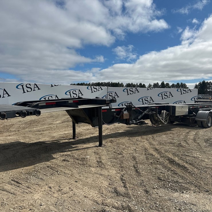 2010 MASSEY-FERGUSON 8