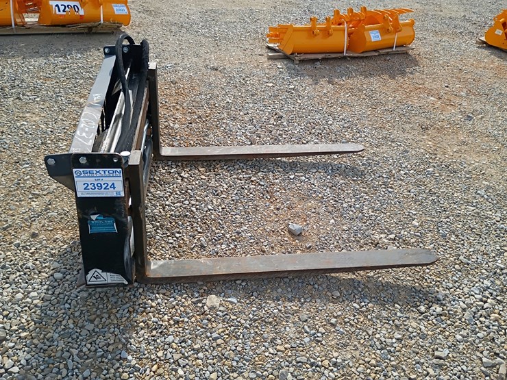 #23924-•-hydraulic-fork-skid-steer-attachment-image-4