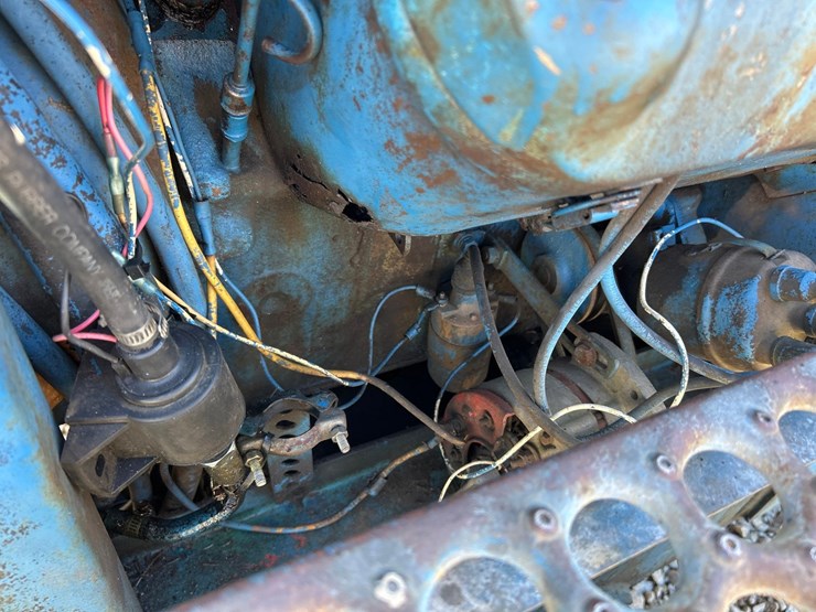 ditch-witch-r65-image-26