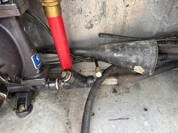 2012-international-7400-image-27