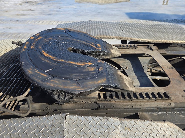 2000-mack-rd688s-image-28