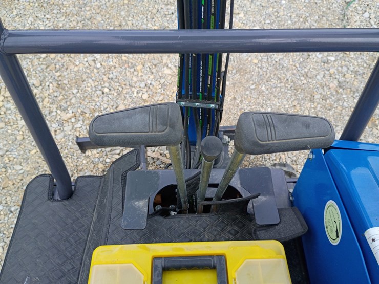 #24176-•-2025-agt-mx20r-mini-excavator-image-13