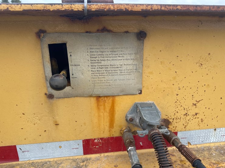 1986-massey-ferguson-8-image-14