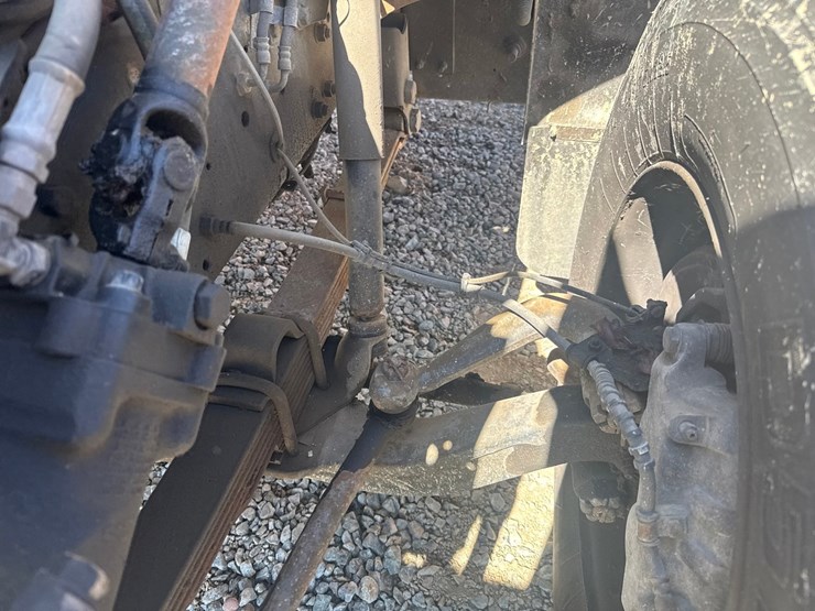 2000-international-4700-image-12