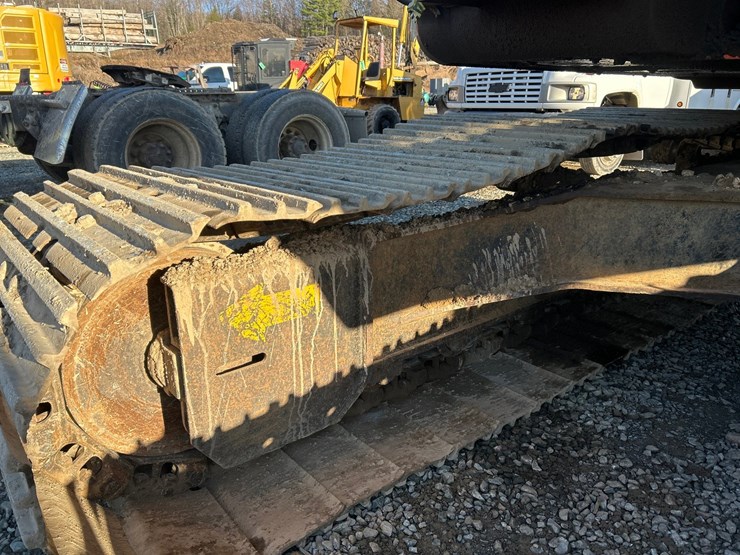 2021-hitachi-zx225-image-75