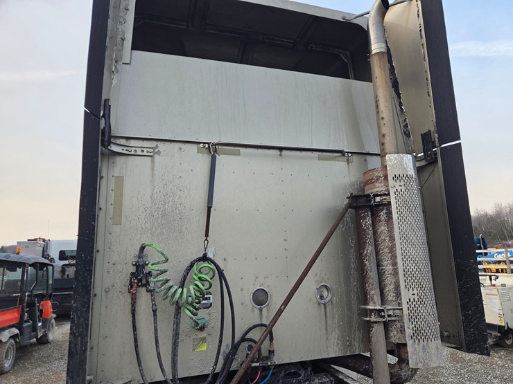 2005-caterpillar-c13-image-20