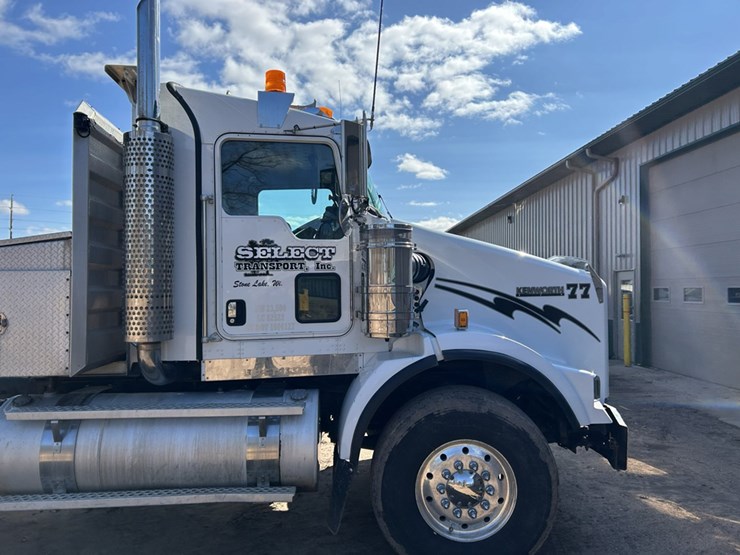 2006-kenworth-t800b-image-12